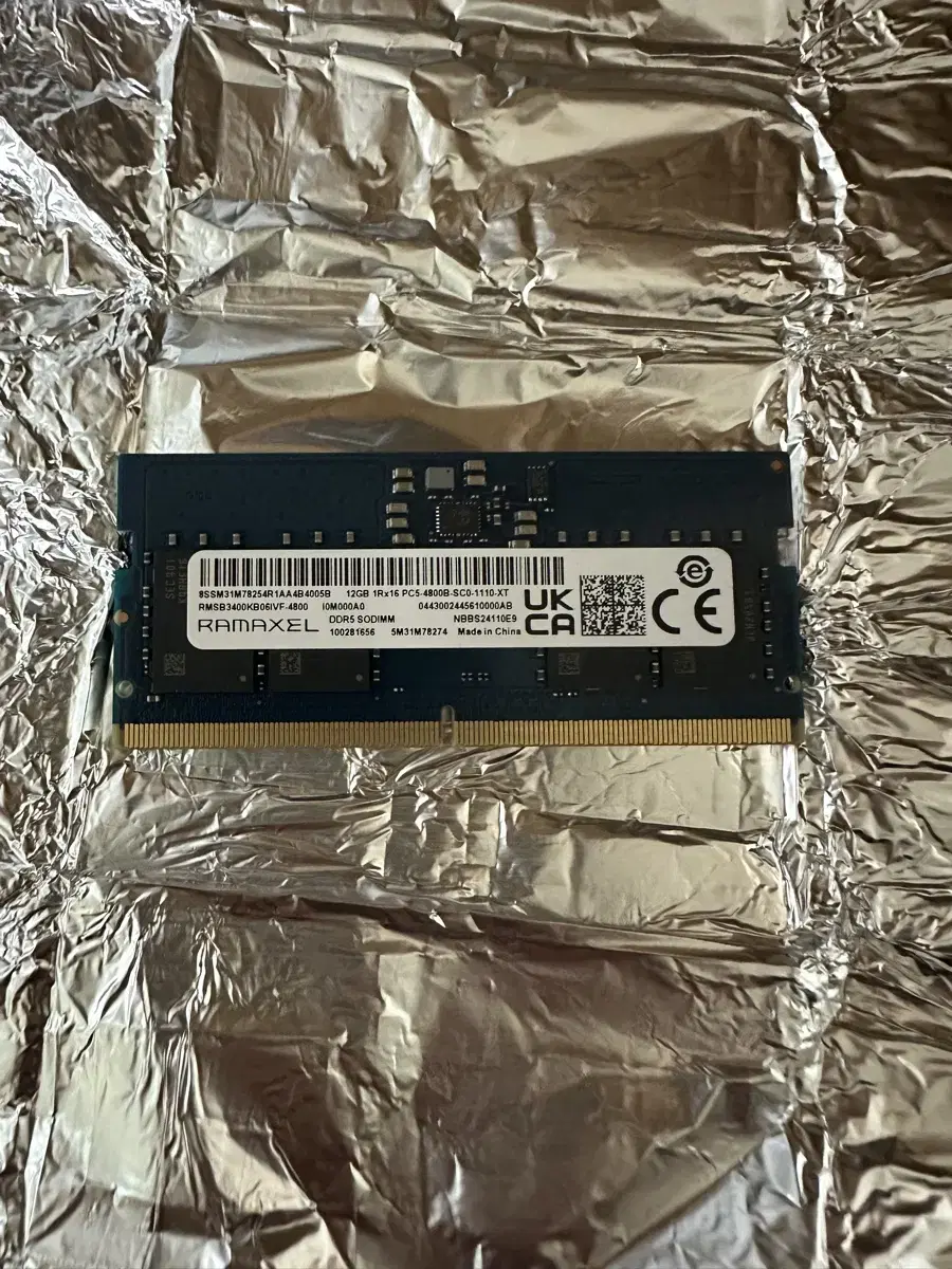 RAMAXEL DDR5 12GB 램 노트북 적출 팝니다